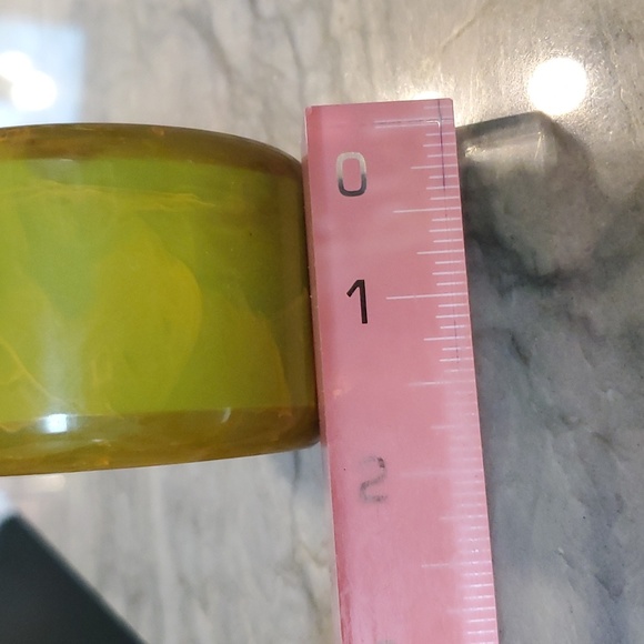 Large wonderful vintage antique bakelite large bangle, 2 tone due to oxidation - Picture 5 of 9